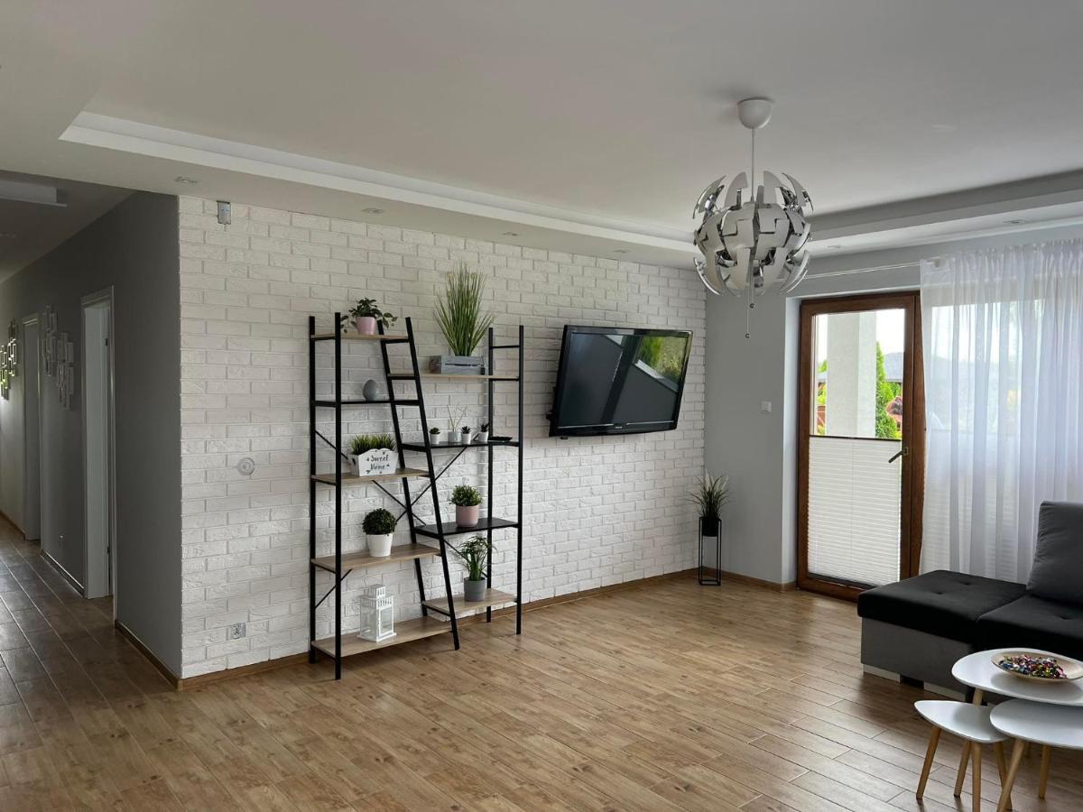 Beztroski Zakatek Nowe Guty Ngoại thất bức ảnh